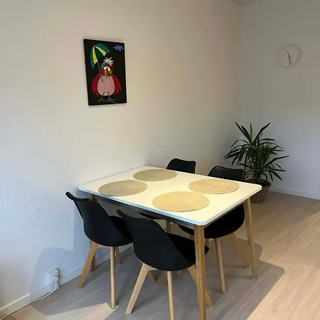 Casa House Of Bricks 10 דירה בילונד